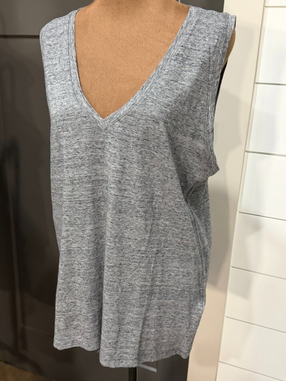 Madewell Large Heather Gray V‑Neck Tank – 100% Cotton, NWOT